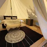 Luksusowy namiot Intsu Royal Kadakametsa Glaemp Liiva (Saaremaa)