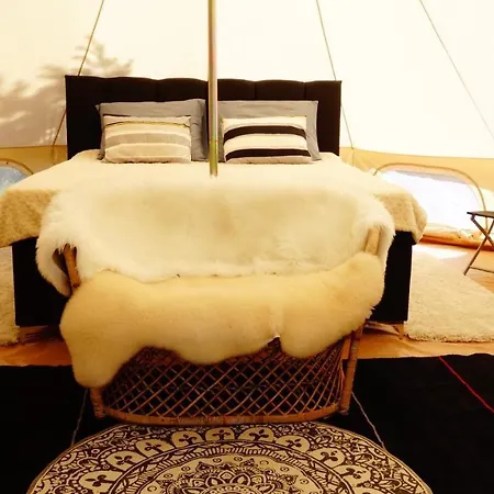 Intsu Royal Kadakametsa Glaemp Campo de lujo